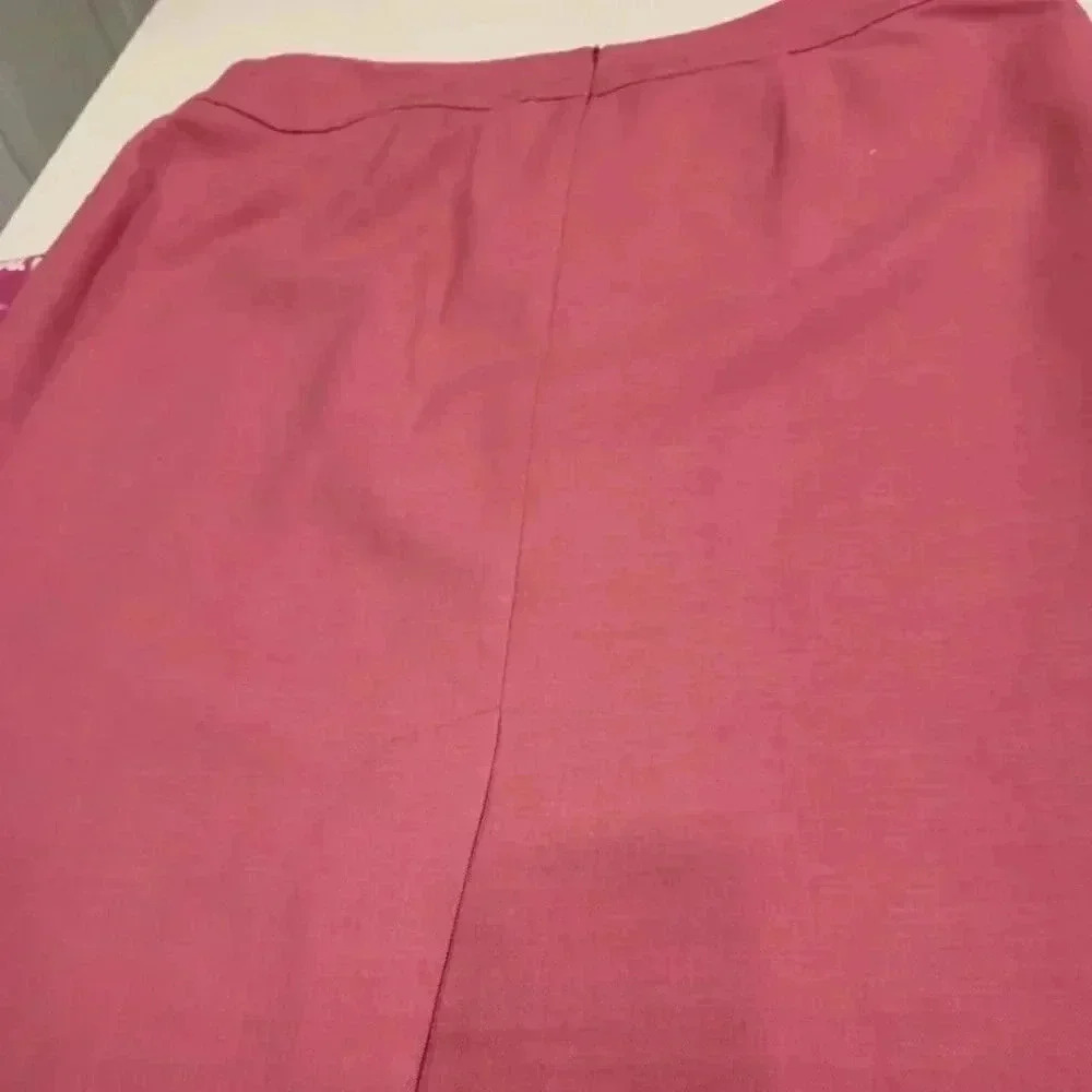 9 % C0 Hot Pink Pencil Skirt Lined size 10 NWT